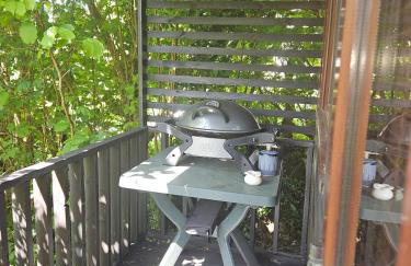 Treetops Lodge, private Cornish hideaway, parking, garden - Foto 67