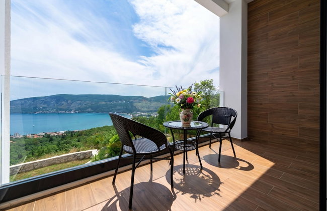 Pool Villa Luxoria Trebesin - Photo 41