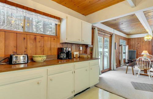 Ski, Hike and More! Year-Round Retreat in West Dover - Foto 10