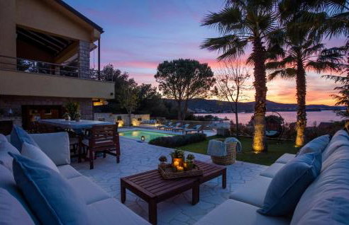 Villa Barotul - Photo 10