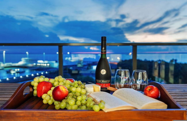 Zen By The Sea Pool - Balcony Dining - Seaview - Photo 1