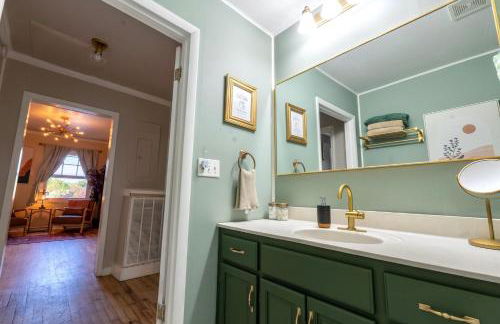 Fern Landing - Modern, Spacious, Firepit, Fully Fenced In Yard - Foto 13