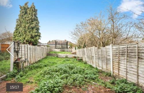 2 Bed Terrace House with modern touch - Foto 9