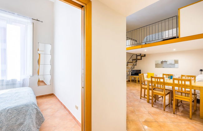 Vomero Duplex Apartment by Wonderful Italy - Photo 6