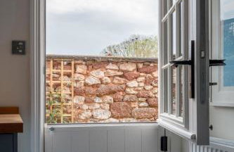 Charming Kenton Cottage - Foto 24