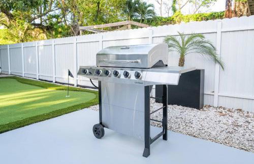 5BR HotTubPoolTableMiniGolf 7 min to Wynwood - Foto 47