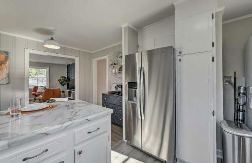 Mid-Century Modern Cottage in Ardmore Area! - Photo 12