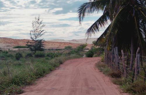 Pedacinho dCéu - entre a praia e a lagoa - Foto 28