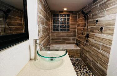 The Sabine River Retreat - The Black Collection - Foto 53