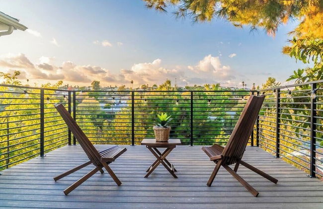 Stunning LA Luxury Retreat: Ideal for Work or Play - Foto 34