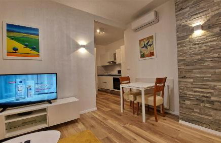 Apartments Square - Photo 36