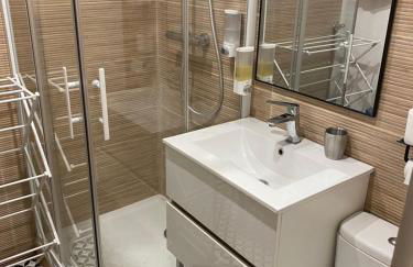 AU 47 ALLÉES D'ETIGNY - CENTRAL & STANDING - avec parking - Linge de lit et de toilette inclus - Foto 58