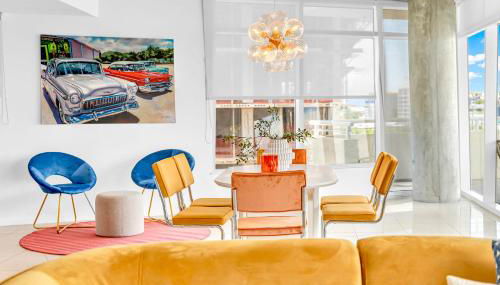 Miami Vice - Central Midtown Pool and Parking - Foto 5