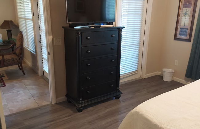 10 miles to Disney World, 2 pools, fitness room, WiFi, balcony, washer, dryer, kitchen - Foto 9