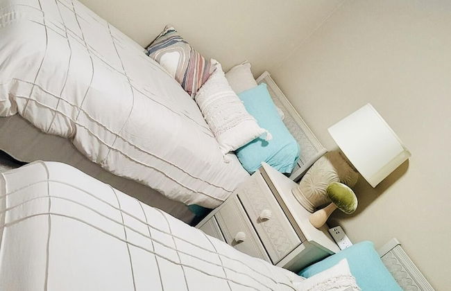 Amazing Vacation Home With Private Pool at Highland Reserve! - Photo 5