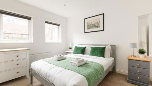 New! Bright 2BR Flat with Patio - Foto 3