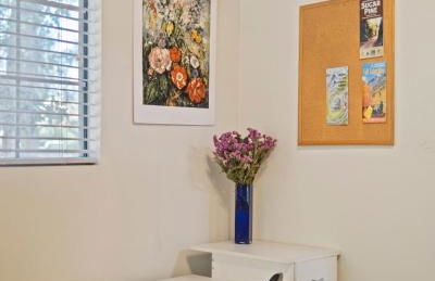 Red Cabin in Twain Harte - King bed - Photo 11