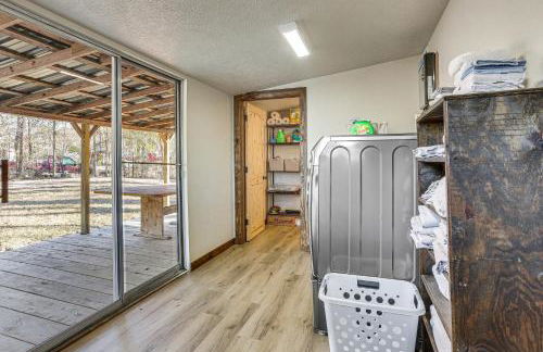 Fish Sam Rayburn! Secluded Cabin with Deck and Grill - Photo 17