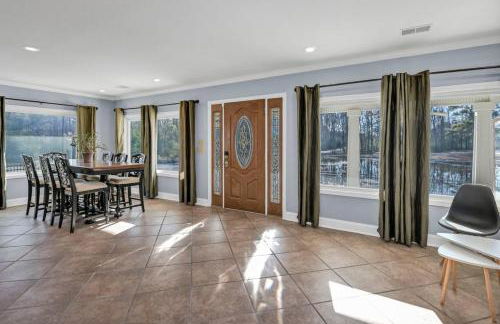 Pond View Retreat Spacious 3BR - Foto 24