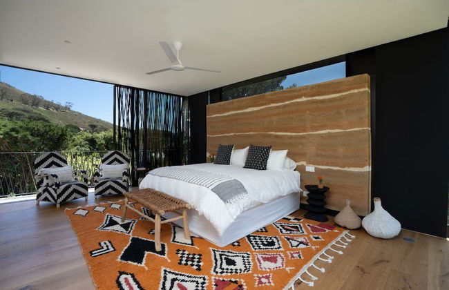 Tarentaal Kloof Villa in Higgovale - Photo 3