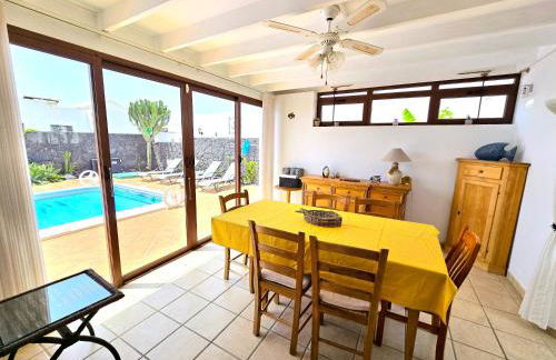 Casa Lagarto heated pool aircon central Playa Blanca - Foto 7