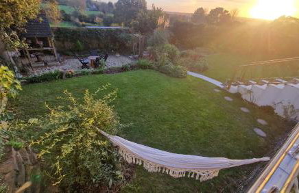 Large house with pool only 15 mins from the beach - Foto 27