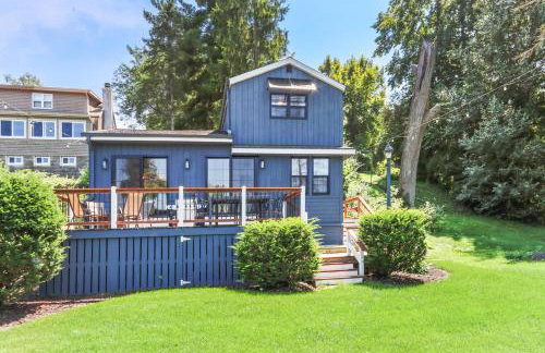 Canoes and Dock Waterfront Retreat on Lake Beulah! - Foto 22