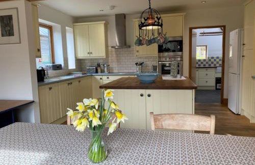 Spacious, cosy 6 bedroom house which sleeps 11 - Foto 13