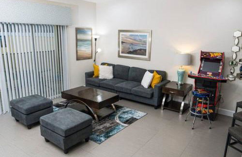 Clermont Family Townhouse Pool & Arcade near Disney - Foto 32