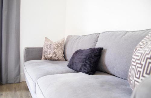 Stylish 2 Bedroom House - Village Location - Foto 8