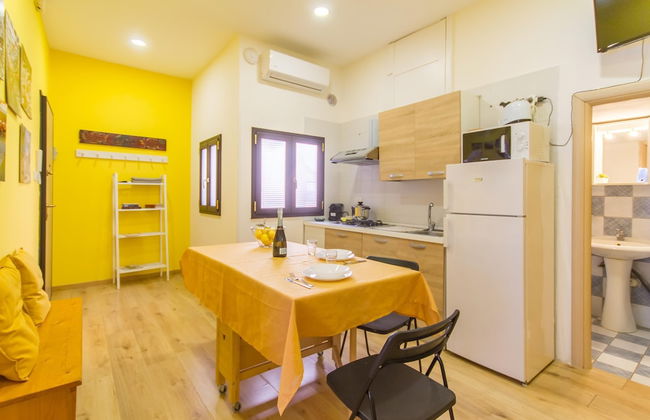 Folklore House in Historical Catania - Photo 5