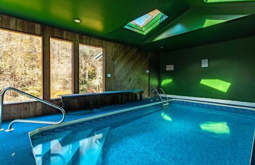 Heated Indoor Private Pool Stream Front Game Room - Photo 7