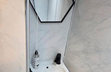 Cozy 1 Bed Retreat - Amlwch - Photo 6