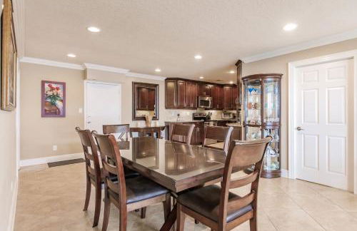 1055-606 Gulf Side High Rise with Pond View - Foto 8