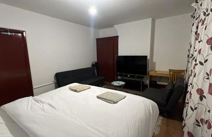 House - Sleeps 10 - Honor Oak Park Station 2 mins walk - Photo 4