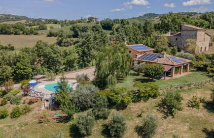 Villa San Lorenzo - Hilltop Villa With Private Pool, Jacuzzi & AirCO - Photo 11