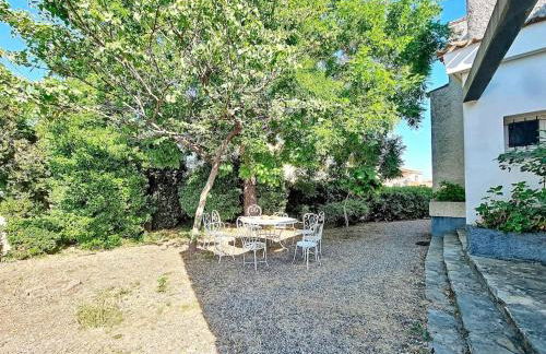 Grande villa entièrement rénovée avec piscine - Foto 28