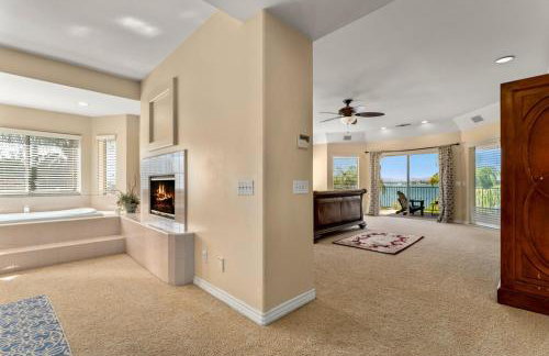 Lakeside Mansion Waterfront 34 beds Boat ramp - Foto 32