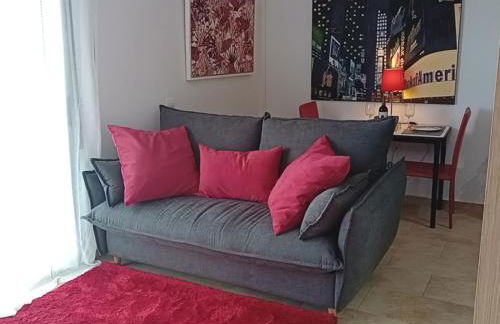 El estudio de las mariposas,sofa cama , cocina y baño - Photo 1