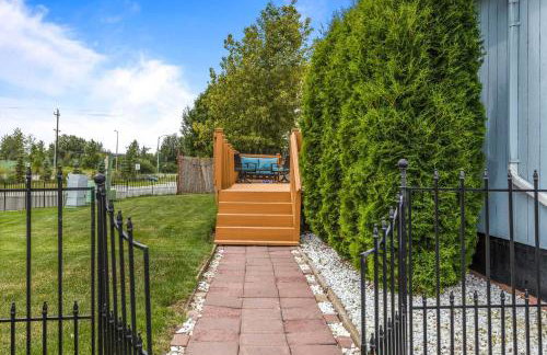 Updated Townhome Near Airport and Shopping! - Foto 26