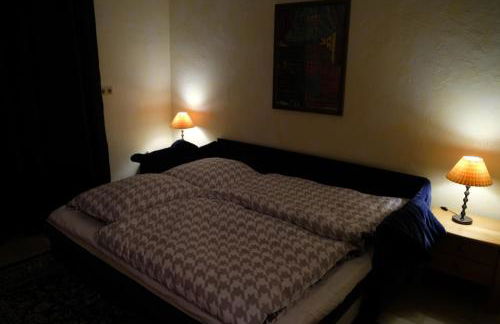 Ruhiges Haus mit privatem Garten - Foto 13