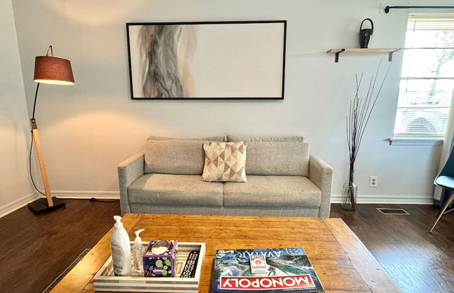 Beautiful Getaway Nears Asian Dist - Photo 30