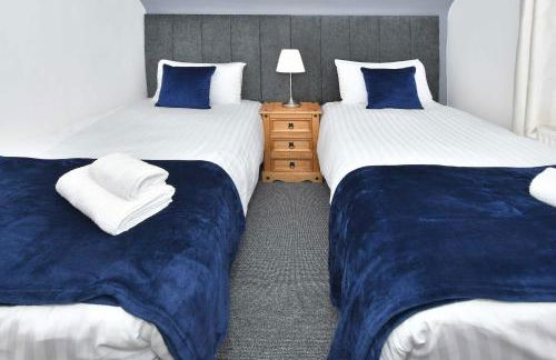 Orion House - sleeps 6, driveway, garden - Photo 33