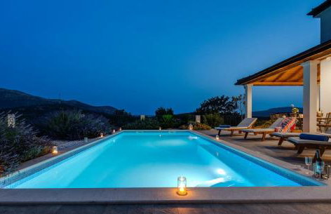 Villa Belina: 4 ensuite bedrooms, game room, heated pool, sauna & gym - Foto 47
