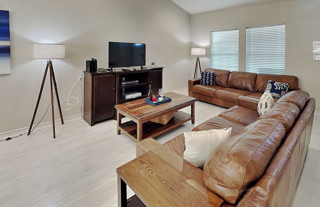 Beach Bunker by Silver Sands Vacation Rentals - Foto 1