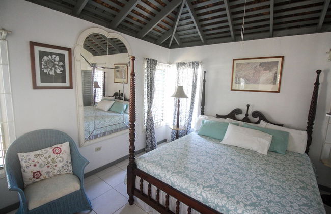 Yellow Canary Beach Villa - Photo 3