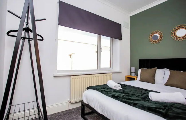 Roberts House Blyth - Photo 3