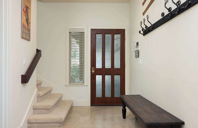 Perfect Basecamp for Mt. Bachelor With Hot Tub - Photo 22