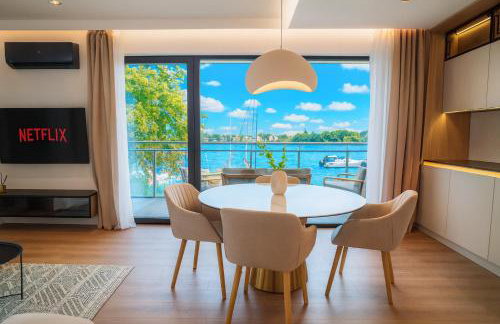 Marina Ostróda IV - super widok na jezioro, 10 m do wody, taras i balkon, winda, klima, garaż - Foto 19