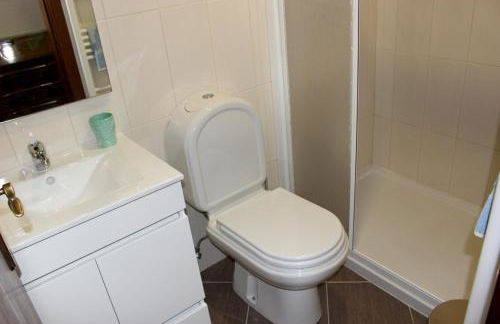 Peaceful villa in São Martinho de Mouros with private pool - Foto 20